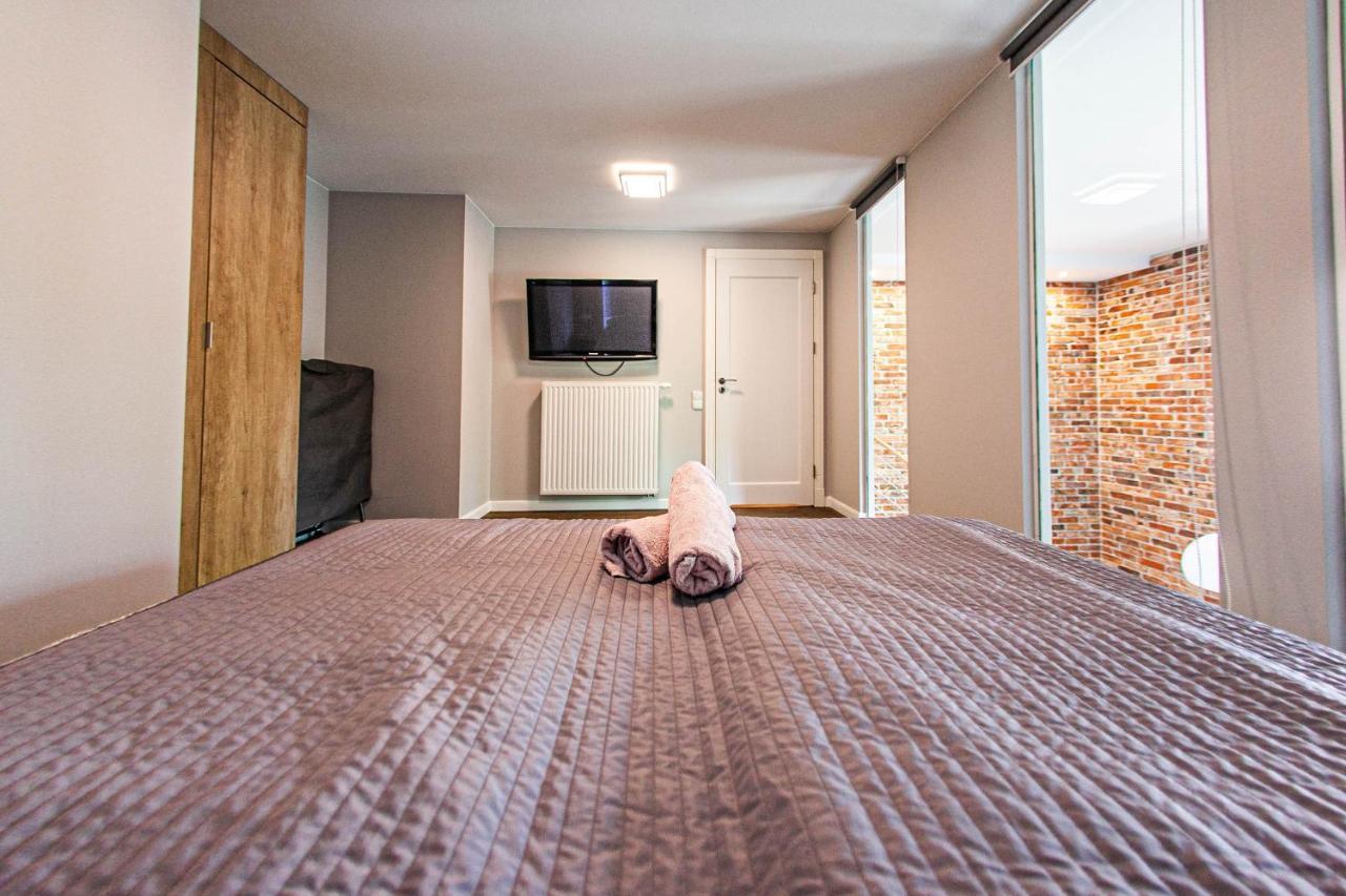Euro Apartments Szafarnia Delux Гданьск Экстерьер фото